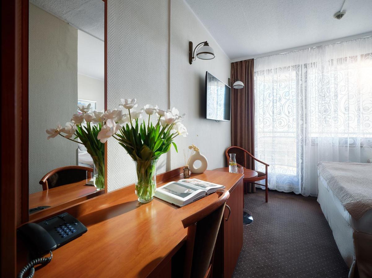 阿尔卡Spa酒店 科沃布热格 外观 照片