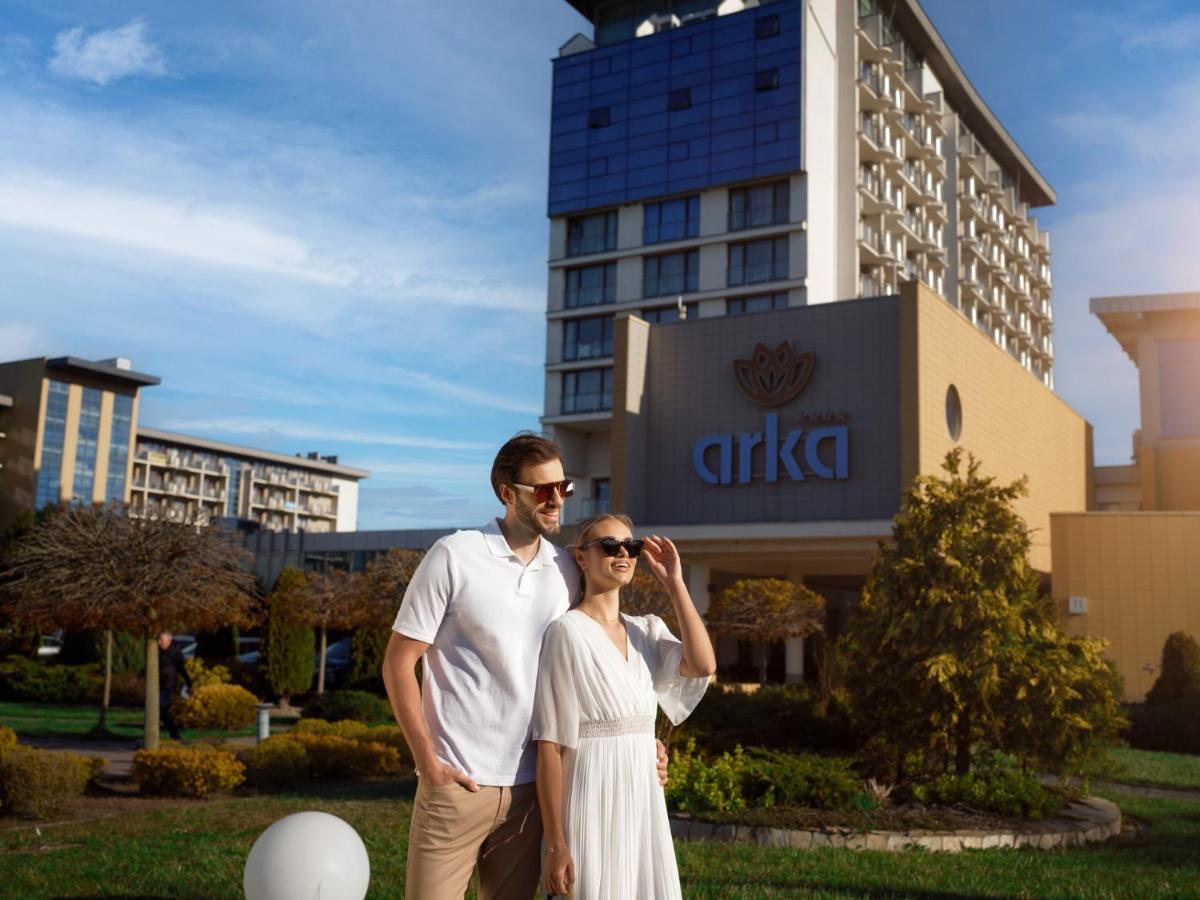阿尔卡Spa酒店 科沃布热格 外观 照片